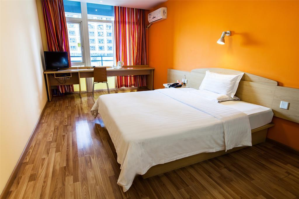 7Days Inn Guiyang Posts And Telecommunications Building Esterno foto
