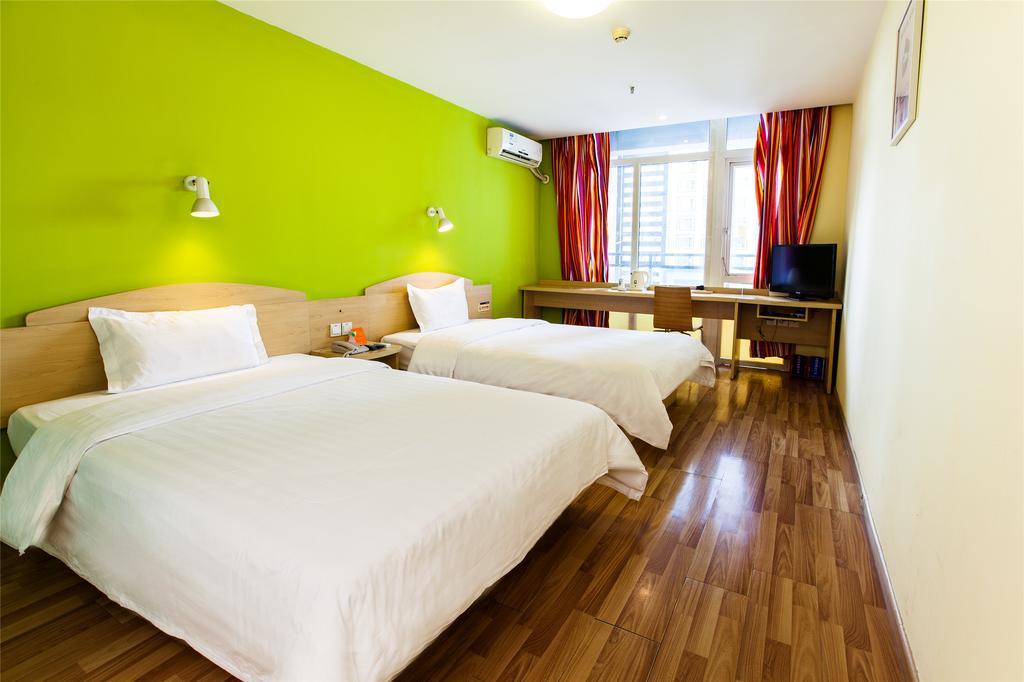 7Days Inn Guiyang Posts And Telecommunications Building Esterno foto
